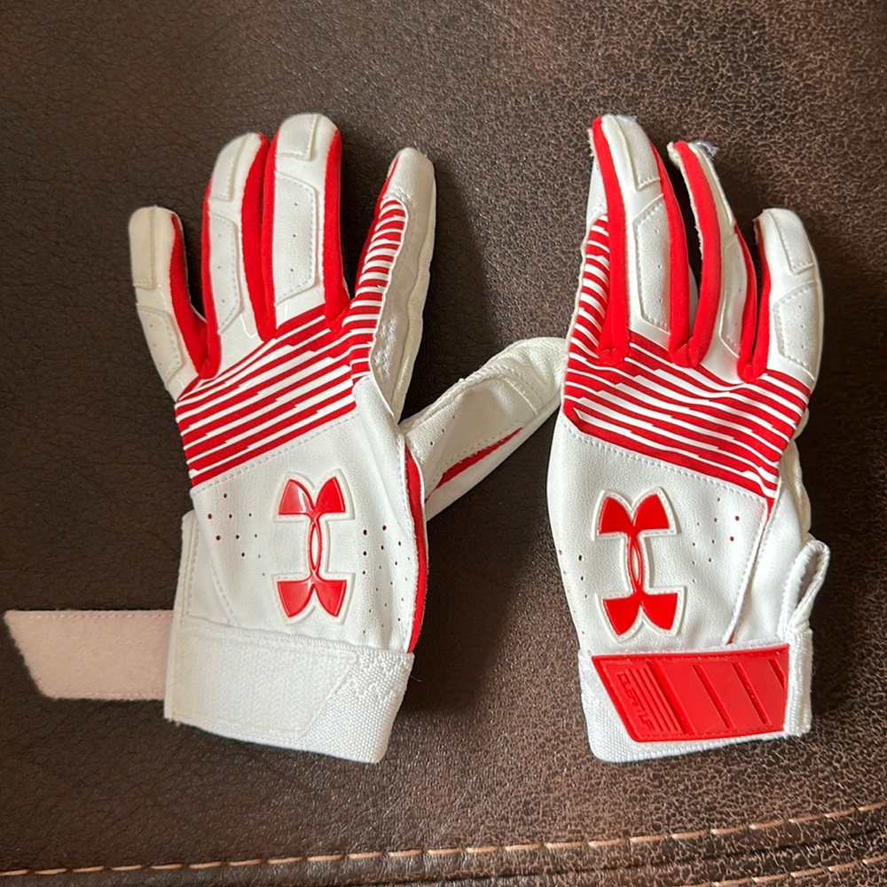Boys baseball batting gloves